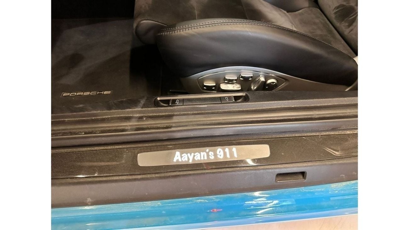 بورش 911 كاريرا 4