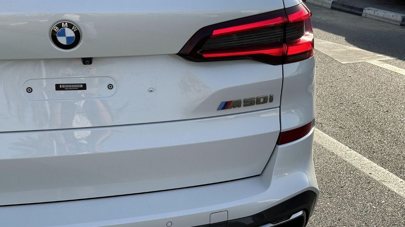 BMW X5 50i M Sport M50i 4.4L V8 GCC Full Service History