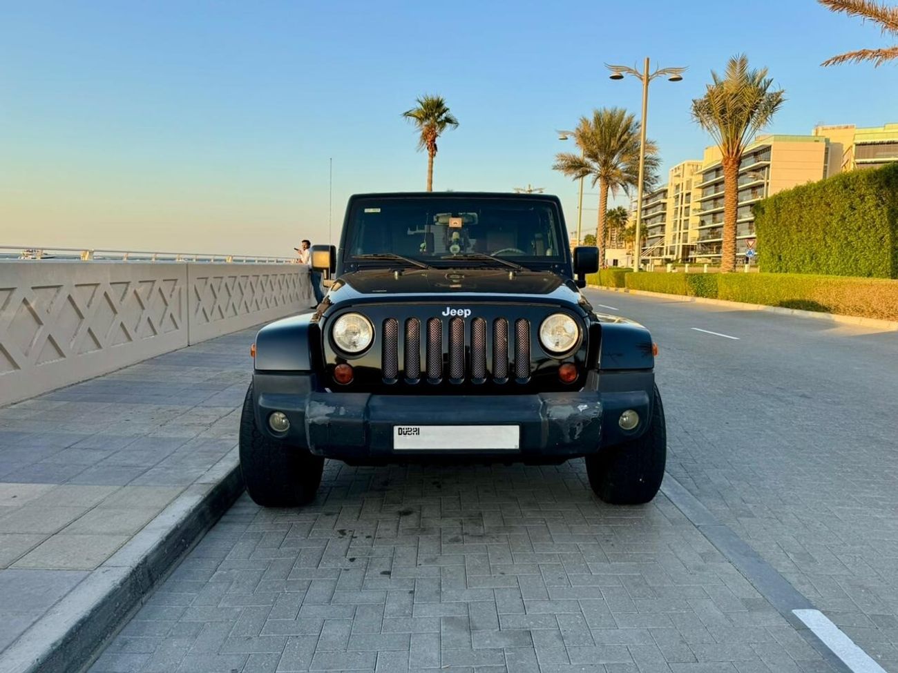 Jeep Wrangler Sahara 3.6L A/T