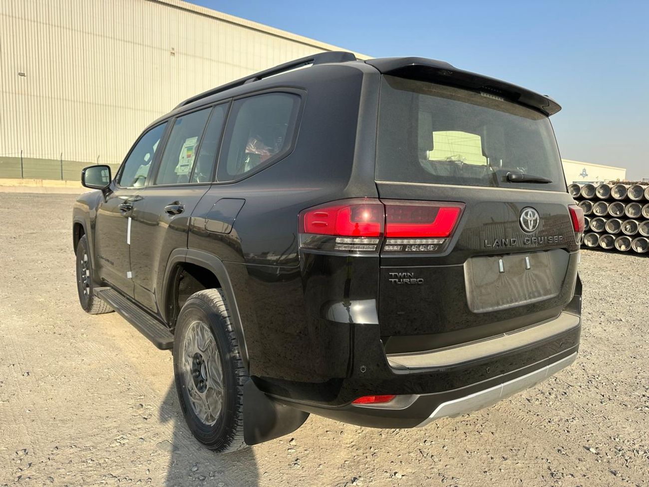 Toyota Land Cruiser GR 3.5L, LEATHER SEAT, RADAR, MONITORS, FULL OPTION - MODEL 2025