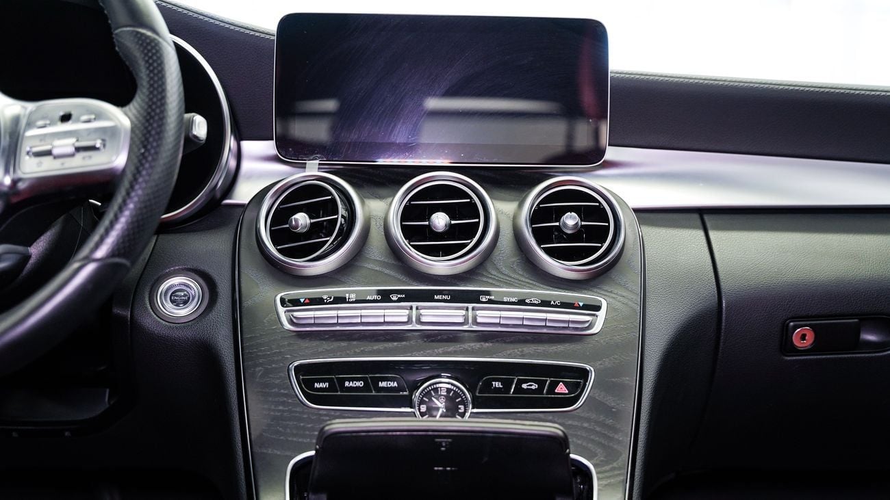 مرسيدس بنز C 200 AMG