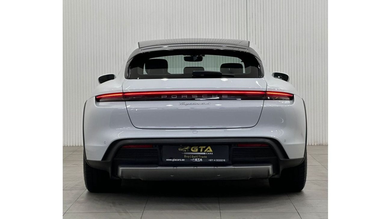 Porsche Taycan 2022 Porsche Taycan 4S Cross Turismo, August 2024 Porsche Warranty, Full Options, Low Kms, GCC