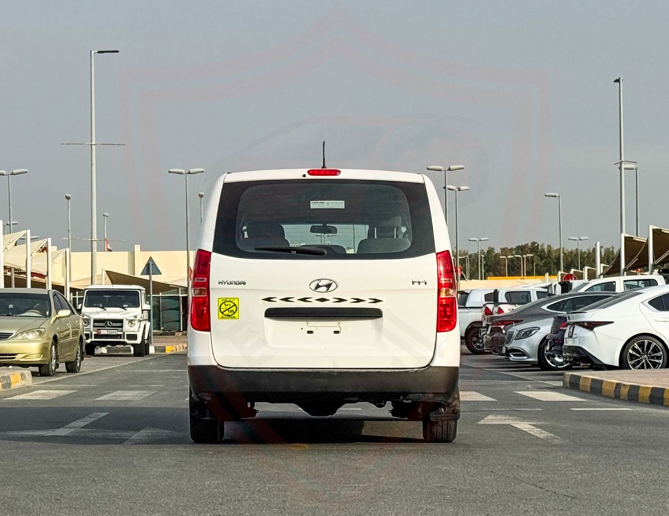Hyundai H-1 Hyundai H1 | 2.4 L | 2019 | GCC | Accident-Free | In Excellent Condition | 974 P.M