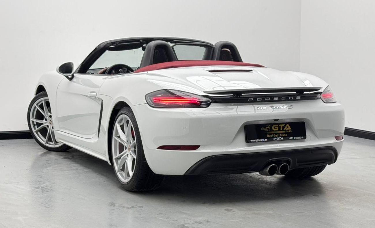 Porsche 718 Boxster S 2.5L A/T 2017 Porsche 718 Boxster S, Porsche Service History, Excellent Condition, GCC