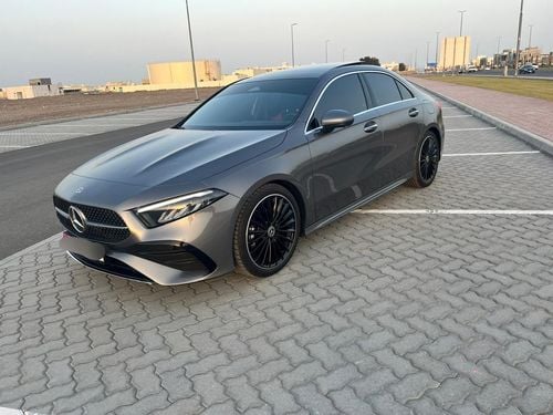 مرسيدس بنز A 200 AMG 2024 | GCC Specs | 18,000 KM | EMC Warranty & Service Package