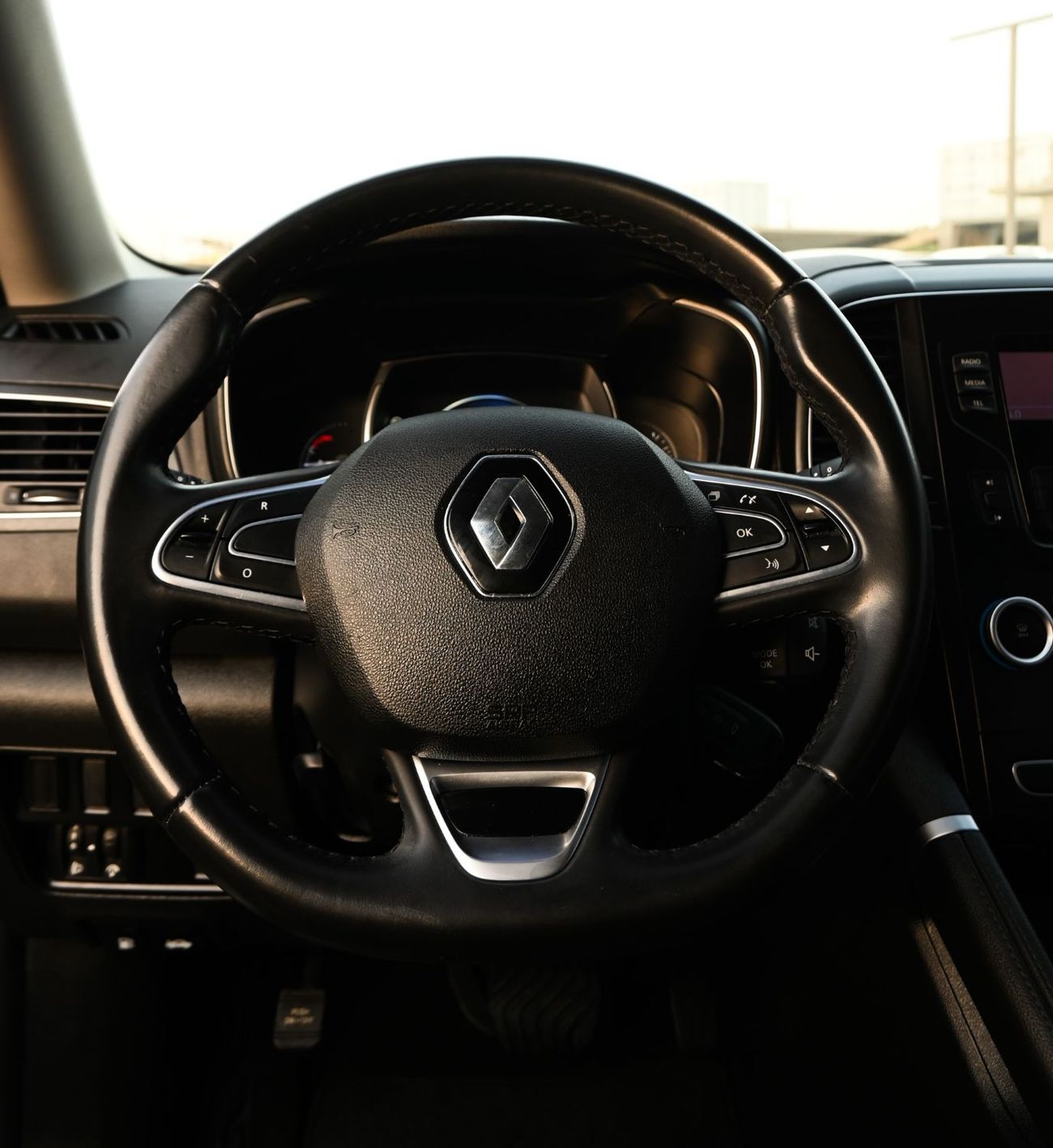 Renault Koleos 2.5L PE 2022 GCC IN EXCELLENT CONDITION