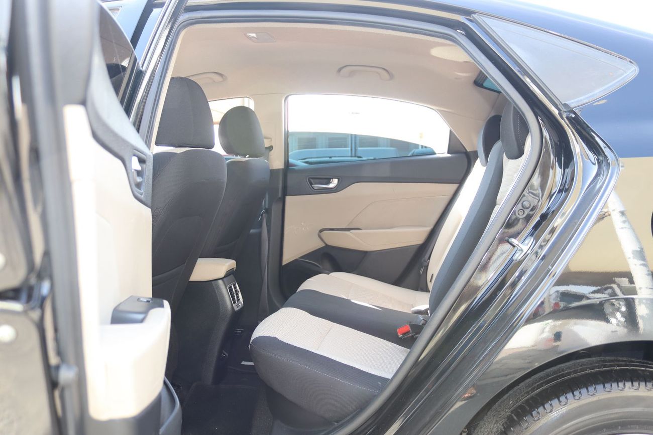 هيونداي أكسنت هيونداى أكسنت 2023 خليجى بدون حوادث محرك 1.6L ممشى قليل بحاله ممتازه