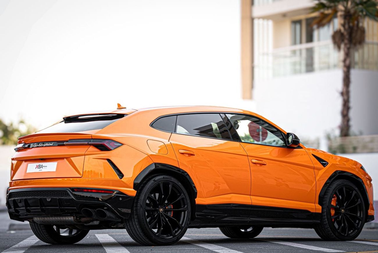 Lamborghini Urus STD Clean title Low Mileage