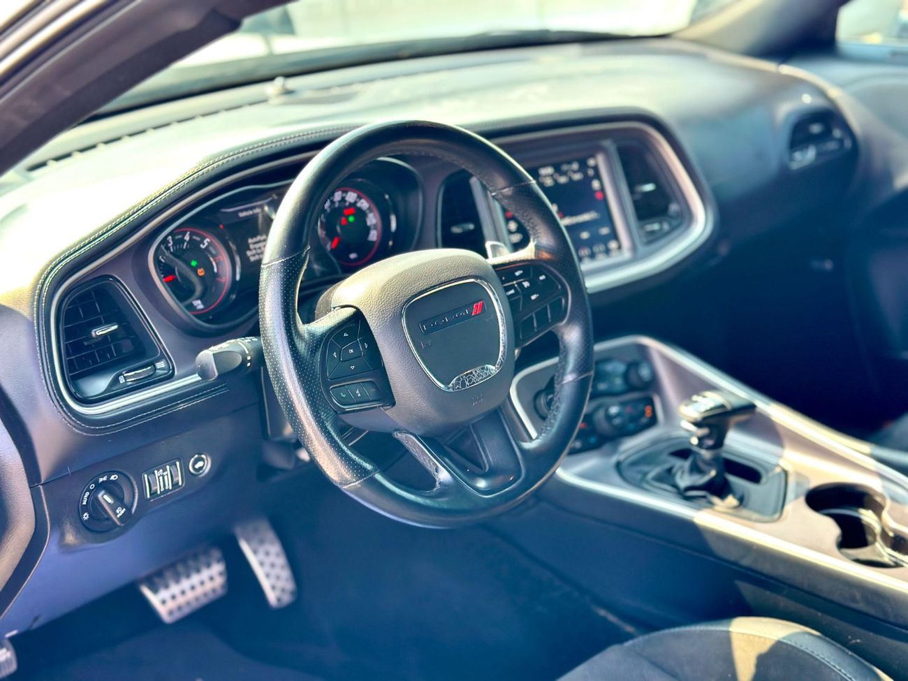 Dodge Challenger R/T 5.7L (370 HP) | Monthly 1400/- | 0% DP | Memory Seats | Super Track Pak | # 75325