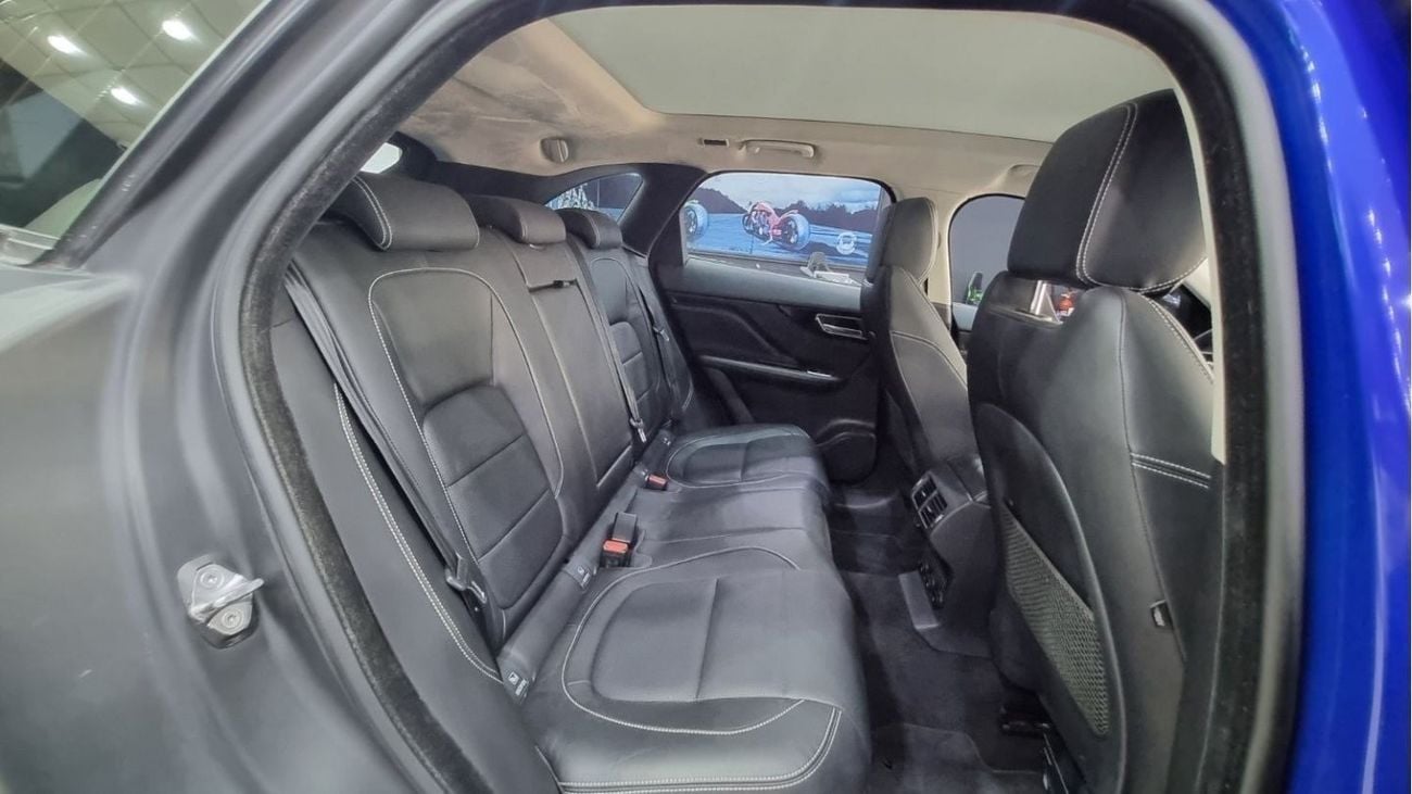 Jaguar F Pace R-Sport SUMMER PROMOTION JAGUAR F PACE R 2.5T 2019 GCC IN PERFECT CONDITION UNDER AL TAYER WARRANTY