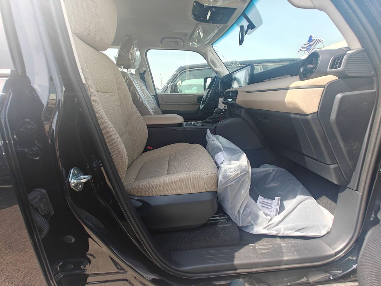 تويوتا برادو 2.4L PETROL AUTOMATIC TRANSMISSION