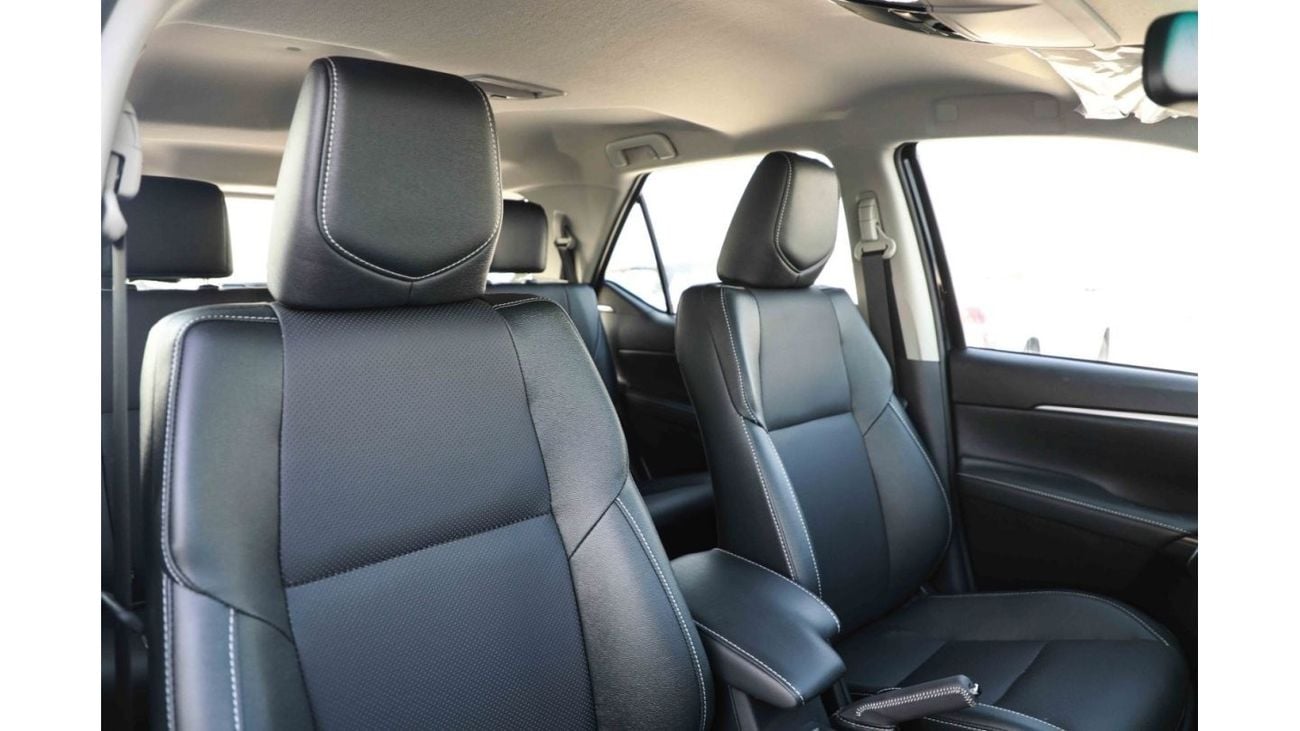 تويوتا فورتونر تويوتا فورتشنر 2024 4.0 4X4 HI Adventure - أسود من الداخل أسود | للتصدير فقط