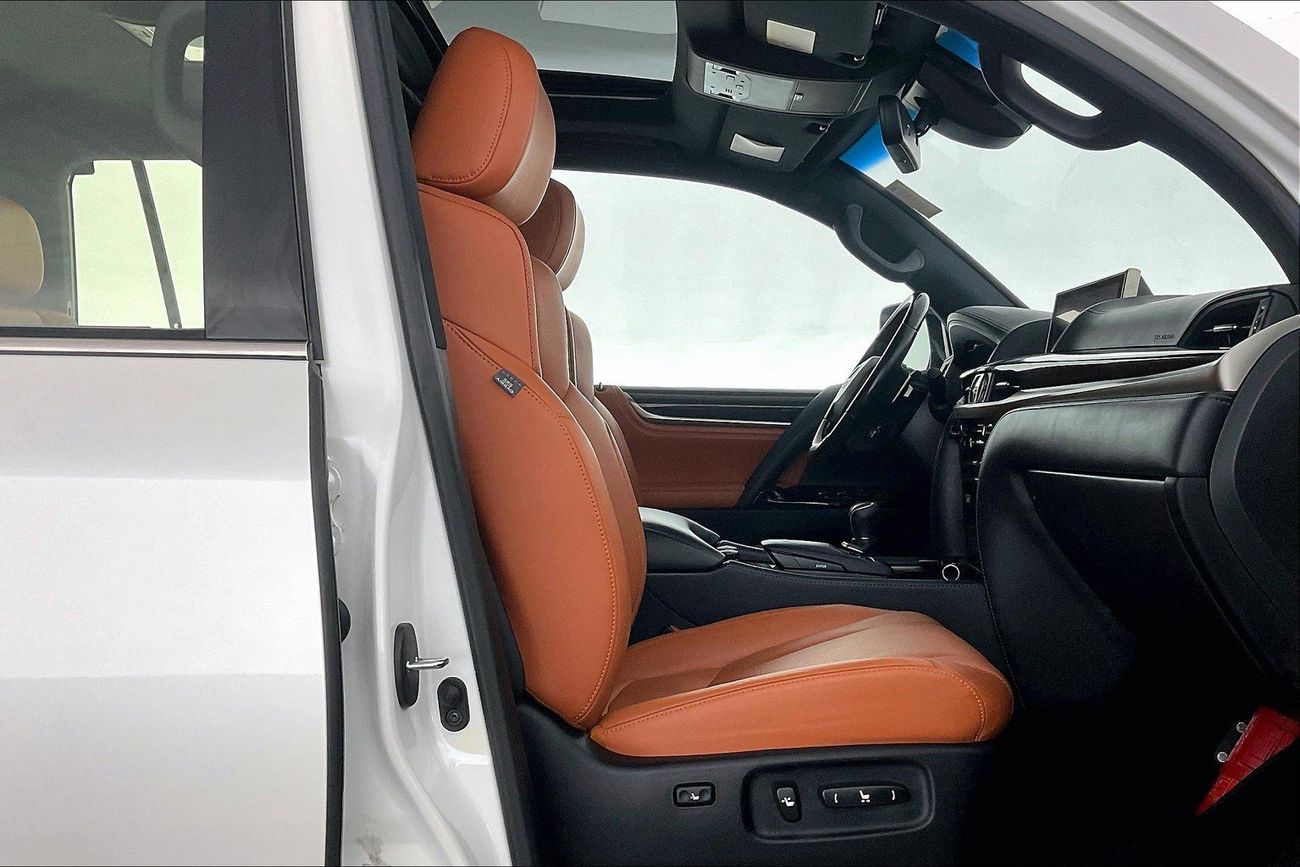 Lexus LX 570 Platinum | Guaranteed Warranty | 0 Down Payment