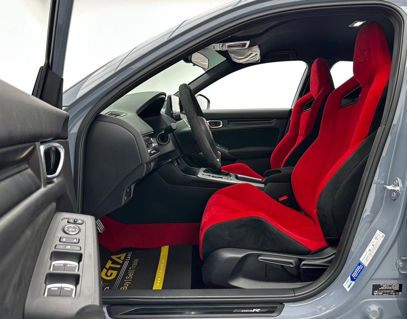 هوندا سيفيك TYPE R 2024 Honda Civic Type R, Sep/2026 Honda Warranty + Service Contract, Full Honda Service History, GCC