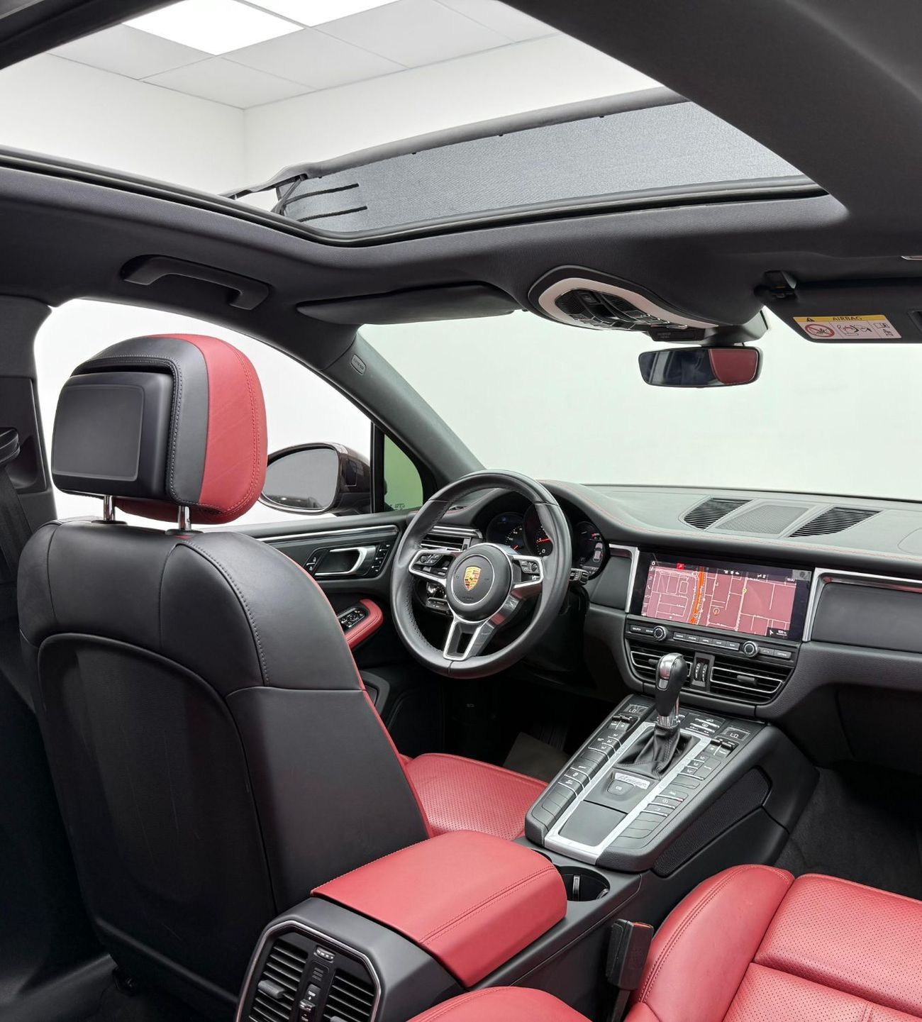 بورش ماكان Std 2.0L (252 HP) 2020 Porsche Macan, Warranty, Full Service History, Excellent Condition, GCC