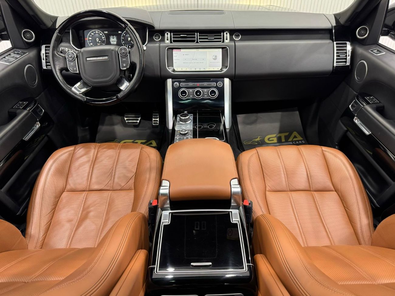 Land Rover Range Rover Vogue 5.0L 2017 Range Rover Vogue SE LWB V8, Aug 2028 Al-Tayer Service Package, 1 Year Warranty, GCC
