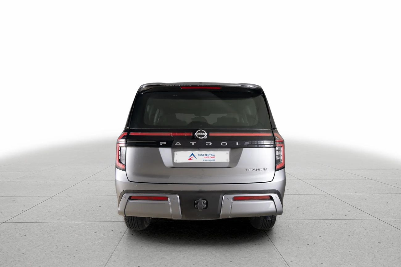 Nissan Patrol SE Platinum City 5.6L SE PLATINUM CITY 3.8