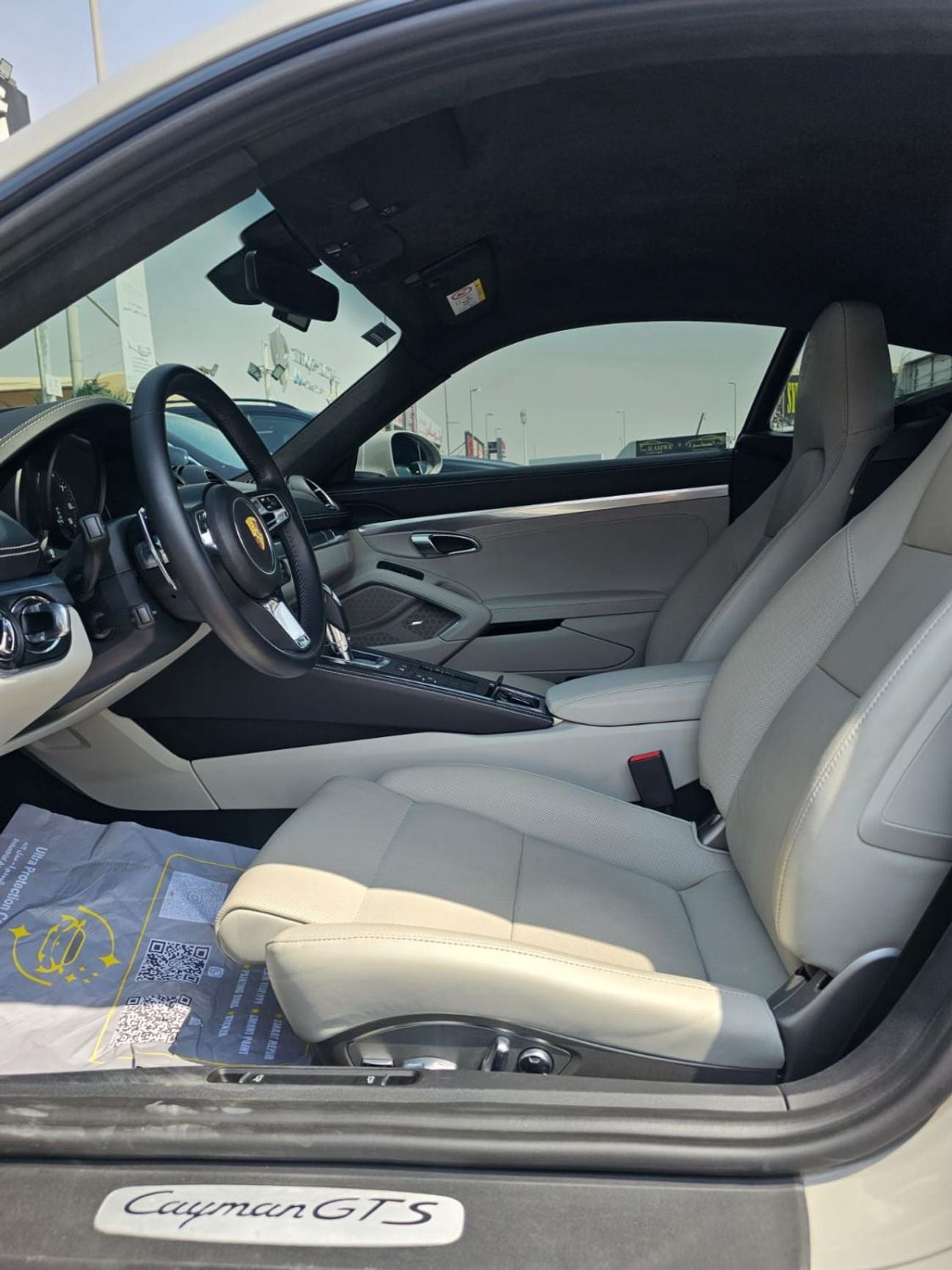 Porsche 718 Cayman GTS 4.0L A/T