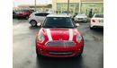 Mini Cooper Mini copper model 2013 GCC car prefect condition full option low mileage no need any maintenance