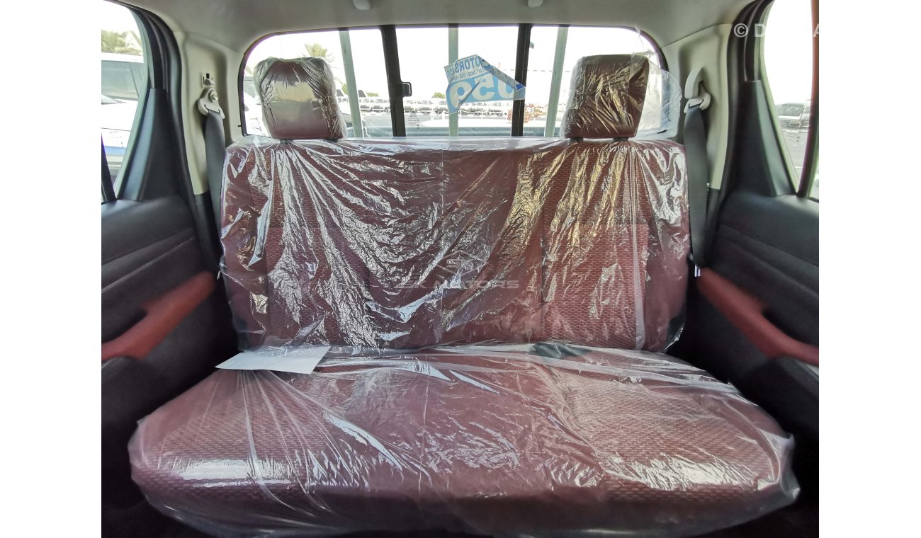 Toyota Hilux 2.7L Petrol, M/T, CD Player, Fabric Seats, 4WD  (LOT # 244)