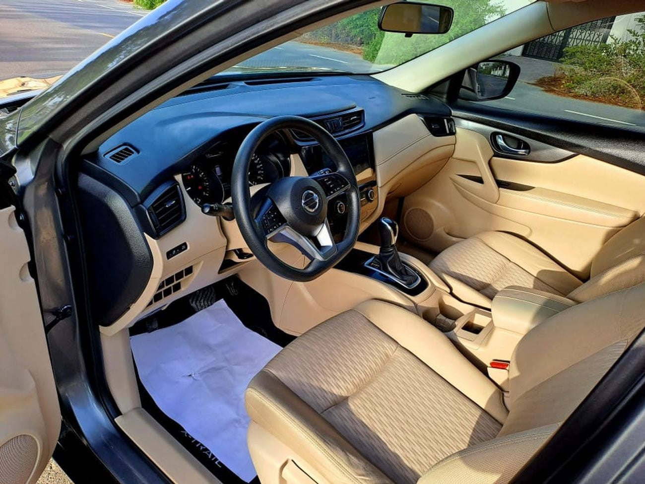 Nissan XTrail S 2.5L (169 HP) FWD (5 Seater) NISSAN X-TRAIL 2021 2.5L GCC (775/-MONTHLY)