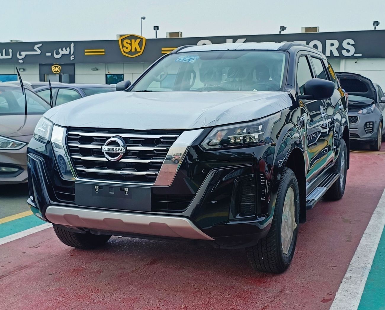 نيسان إكستيرا SE | 2.5L V4 PETROL | A/T | PUSH START | 7SEATS | 4WD (CODE # 67775)