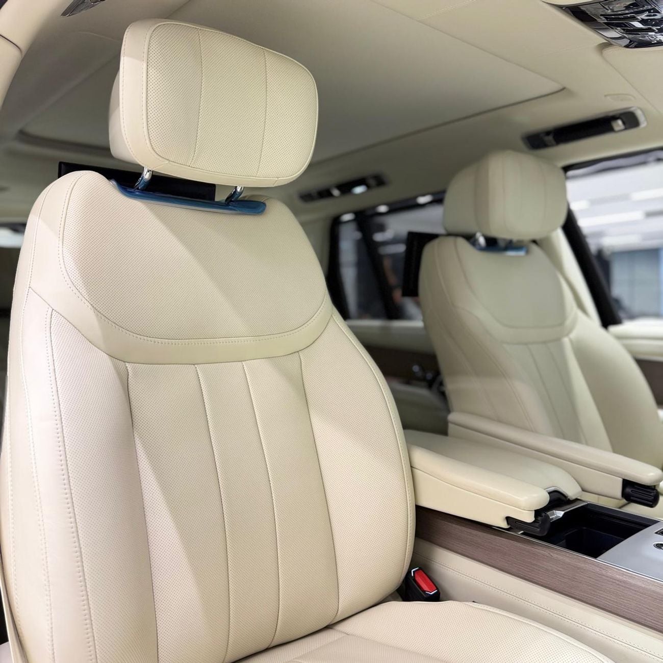 Land Rover Range Rover AUTOBIOGRAPHY LWB P530 | GCC | Under warranty and service contract