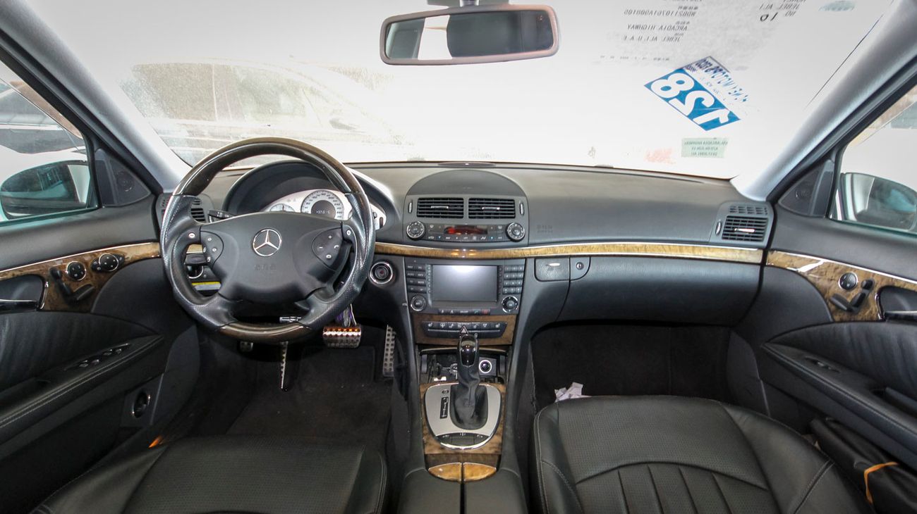 Mercedes Benz E55 AMG
