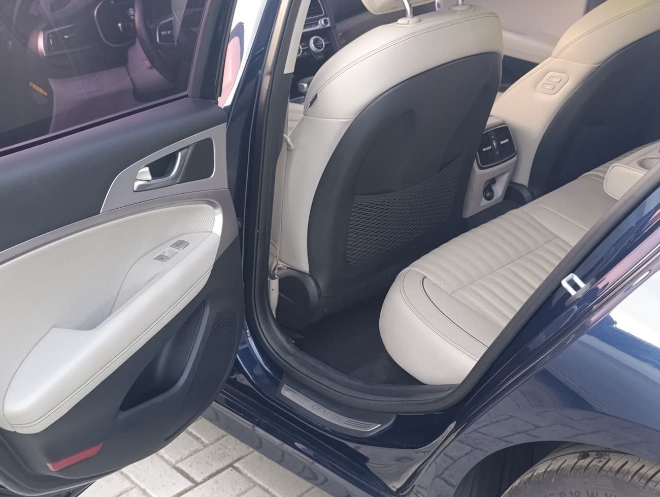 جينيسس G70 Platinum 2.0L AWD