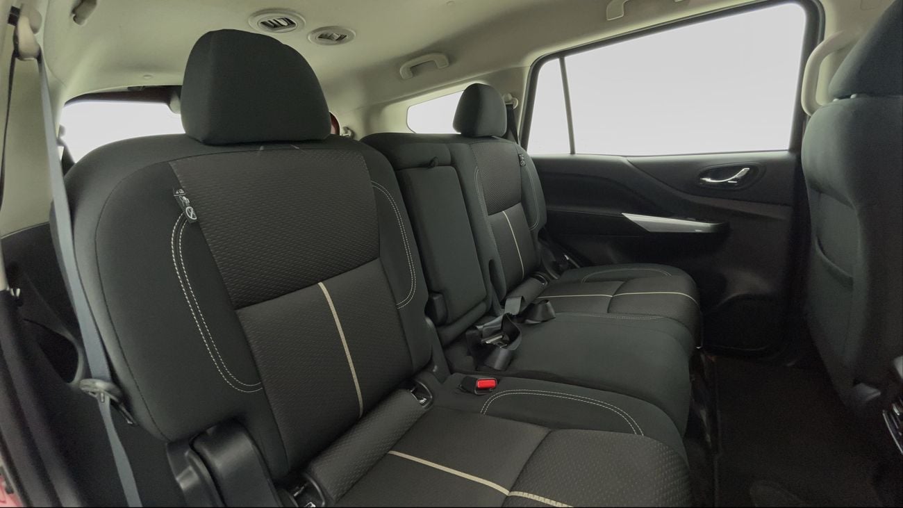 نيسان إكستيرا TITANIUM 2.5 | بدون دفعة مقدمة | اختبار القيادة في المنزل