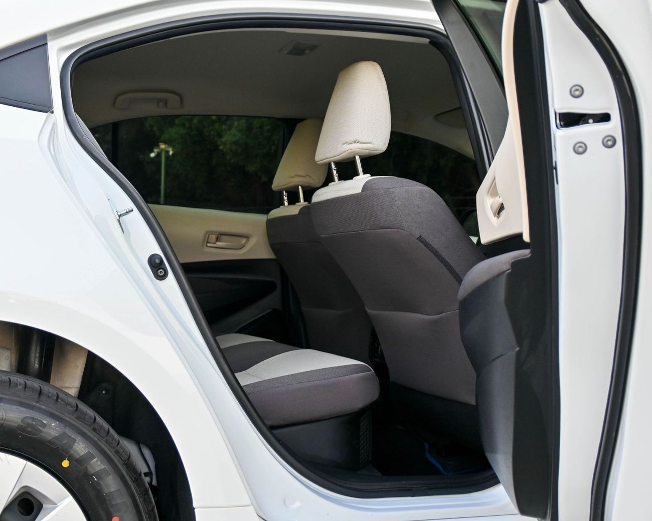 Toyota Corolla XLI 1.8L Toyota Corolla Hybrid 2022 GCC Accident-Free Excellent Condition 1092 AED Monthly