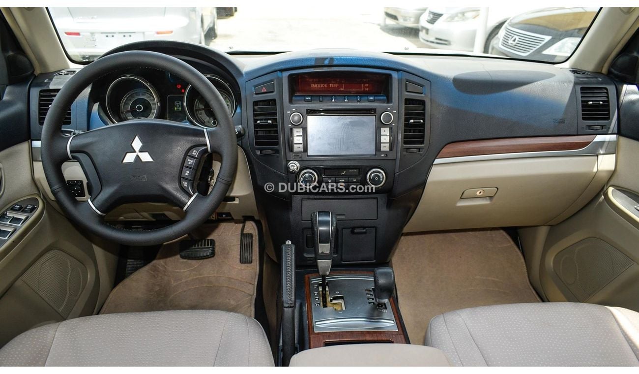 ميتسوبيشي باجيرو GLS V6