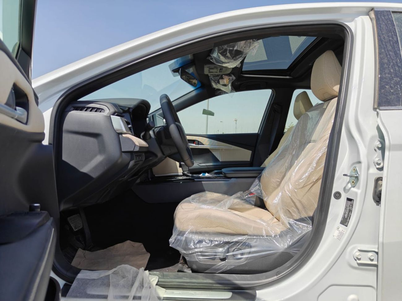 Toyota Camry Toyota Camry LE 2.5L petrol automatic GCC spec FWD