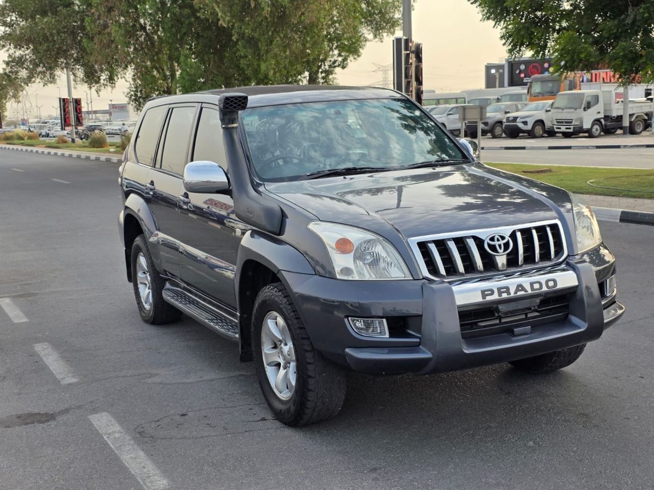 Toyota Prado DIESEL PRADO 3.0 LITER 1KZ ENGINE GREY COLOR 2004 MODEL AUTOMATIC