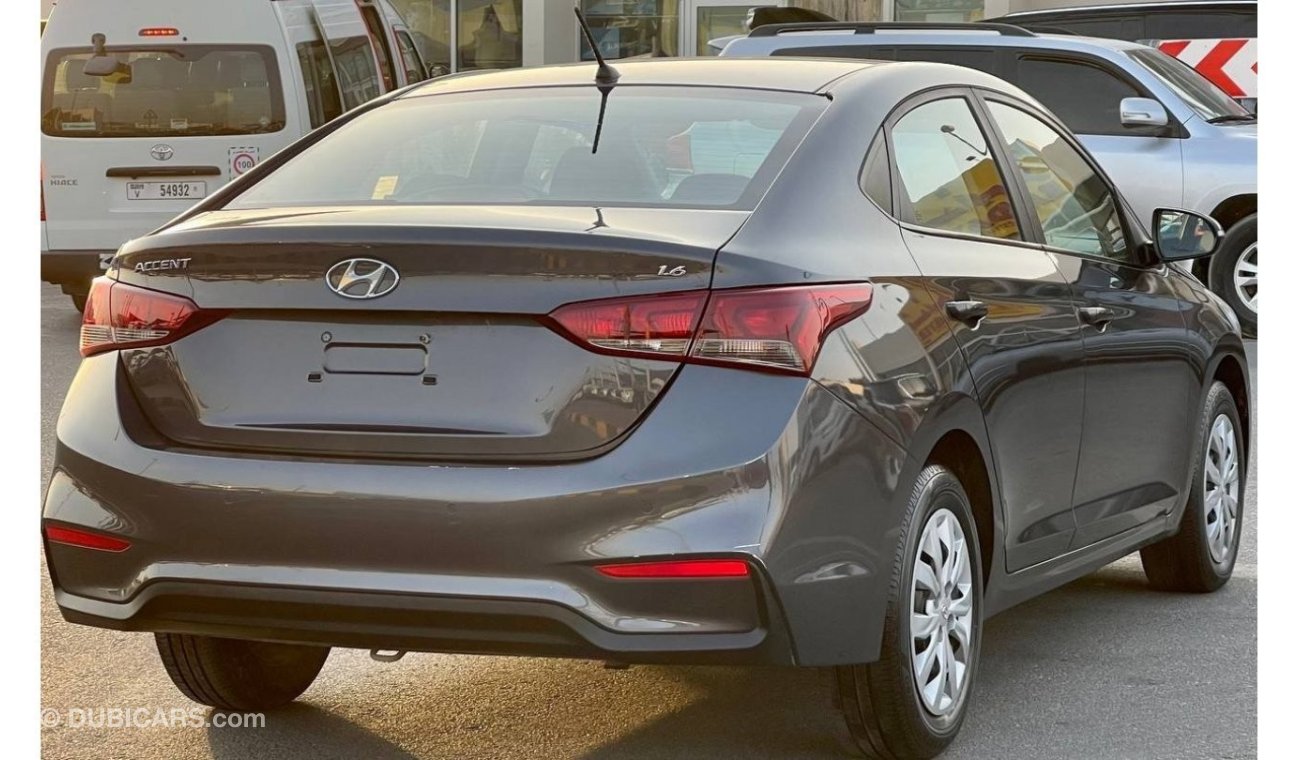 Hyundai Accent Base Hyundai Accent 2020 GCC in excellent condition without accidents