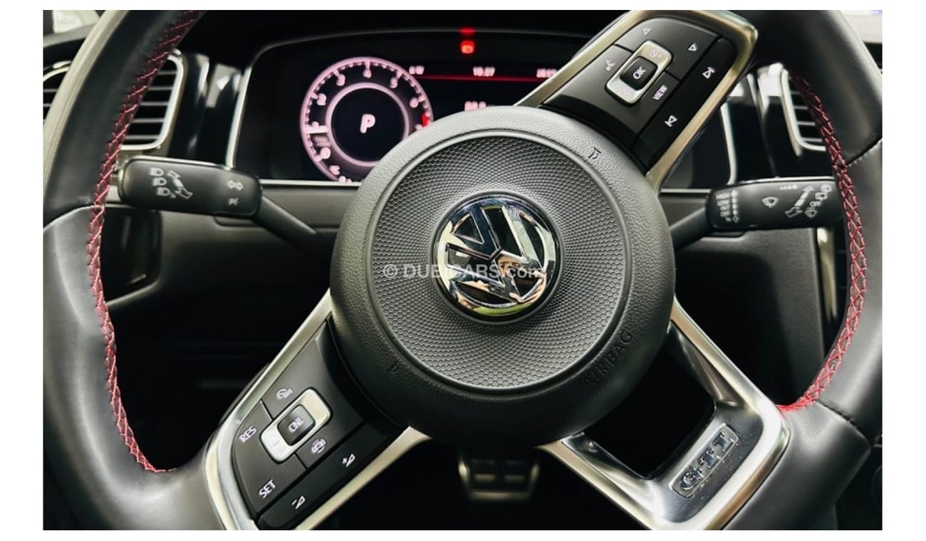 Volkswagen Golf GTI P1 GCC .. Original Paint .. Perfect Condition .. Club .. Panoramic Roof ..