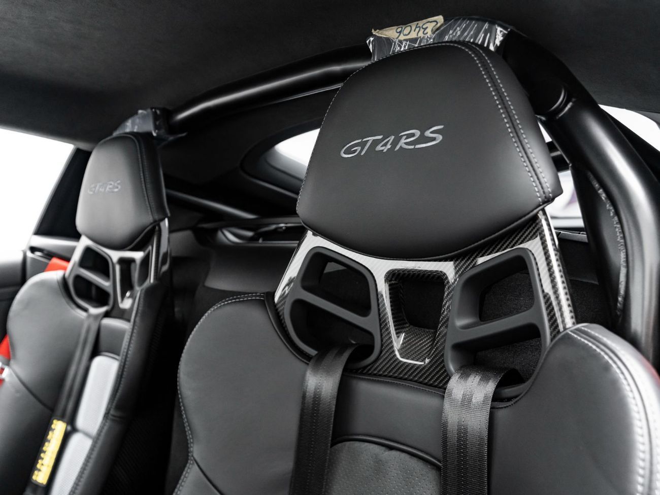 بورش كايمان 718 GT4 RS 4.0L (493 HP) A/T