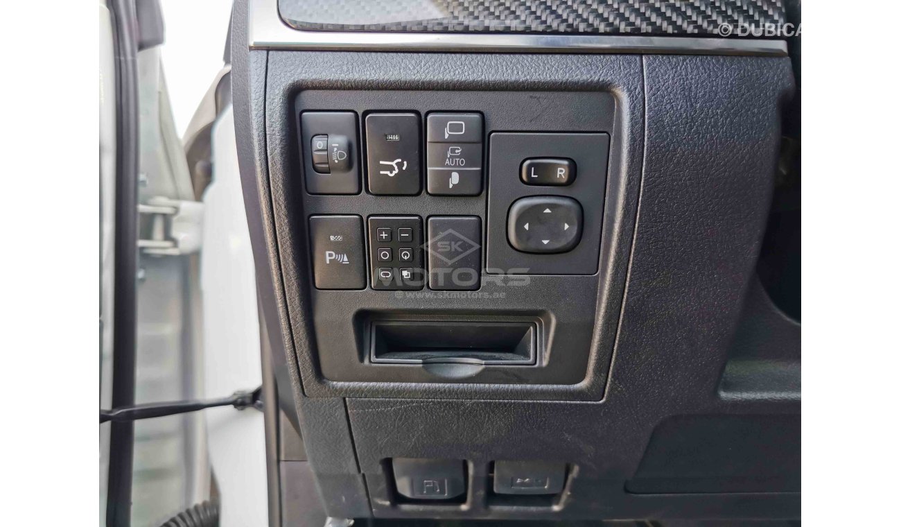تويوتا لاند كروزر VX Black Edition 4.5L DSL, Leather+Memory+Power Seats, DVD+Rear DVD, Sunroof, P/Start, (CODE#LCVX01)