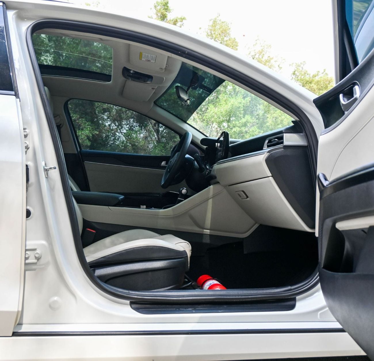 Kia K5 2.5L GDI EX Kia K5 2.5L, 2022 GCC, Full Option, Accident-Free Excellent Condition 1418 AED Monthly