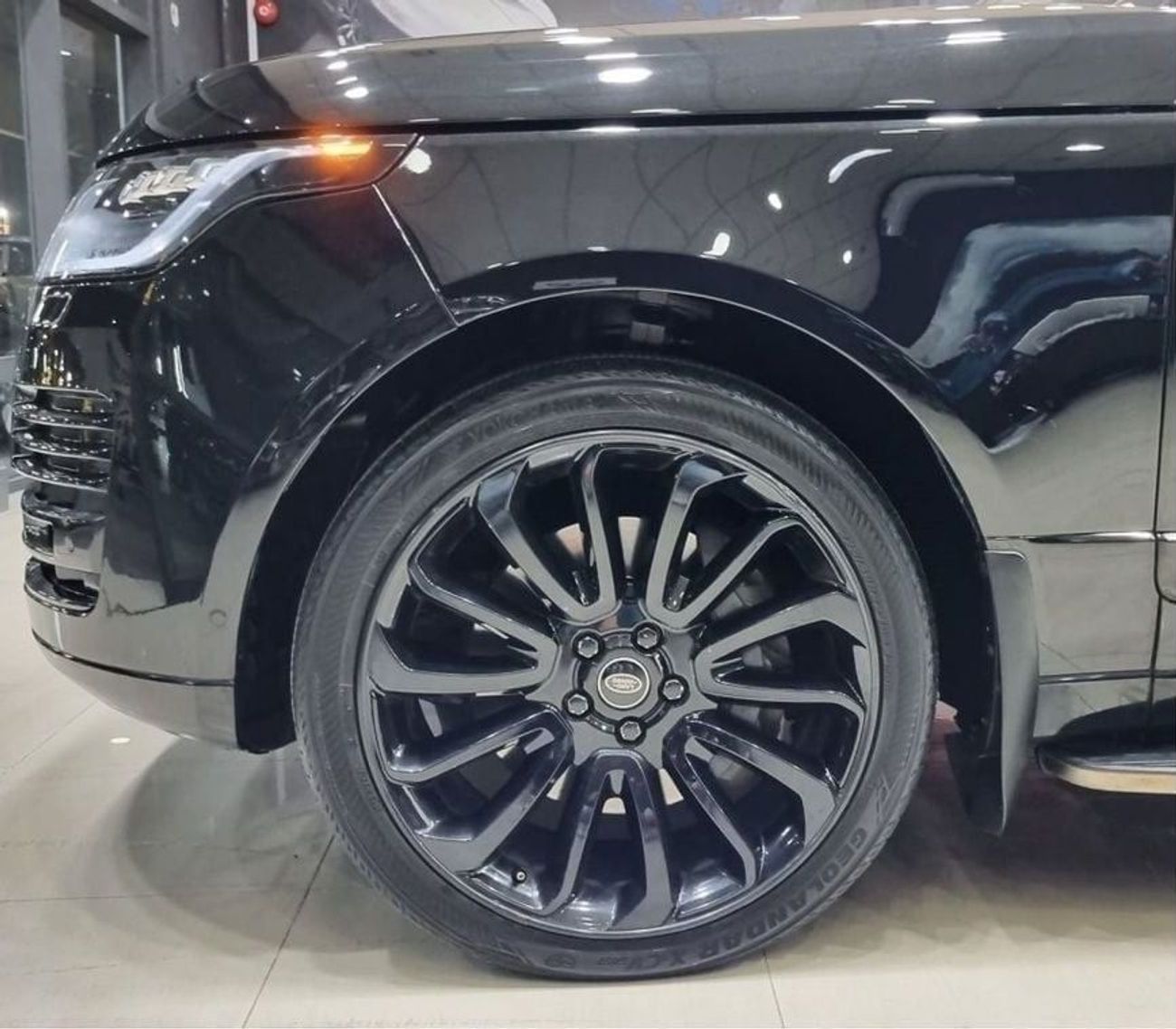 لاند روفر رينج روفر SUMMER  PROMOTION RANGE ROVER VOGUE SE SUPERCHARGED 2013 GCC IN PERFECT CONDITION FOR 69K