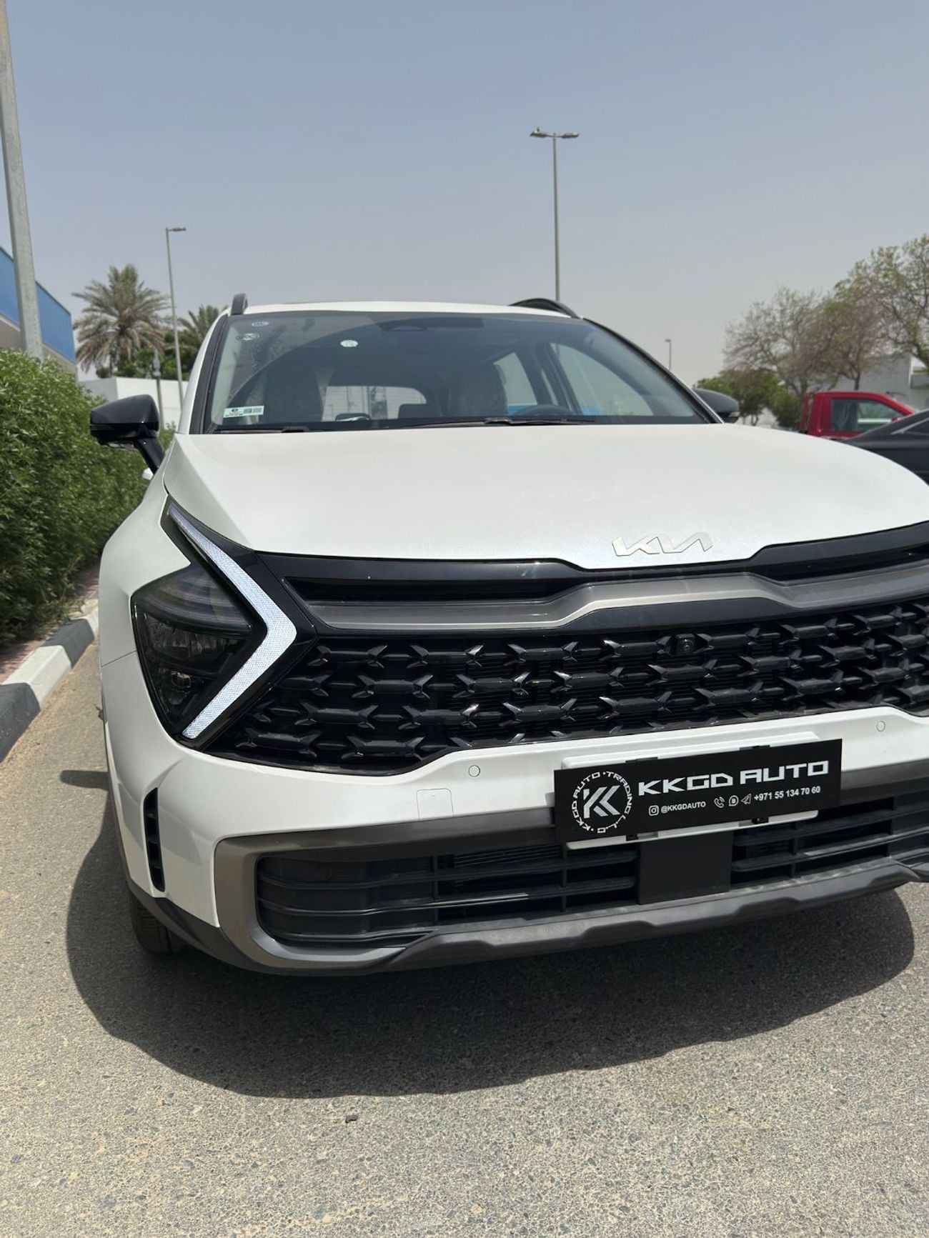 كيا سبورتيج 2.0L PETROL - FULL OPTION