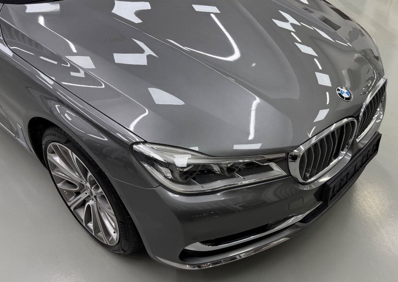 BMW 740Li Luxury 3.0L (335 HP)