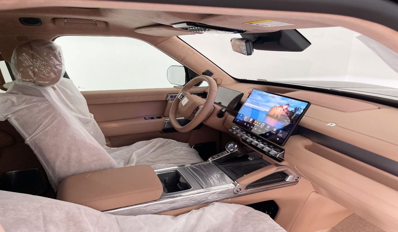 دونج فينج إم هيرو إم 817 Engine: 1.5L Turbo-Petrol (plug-in hybrid) 912 horsepower