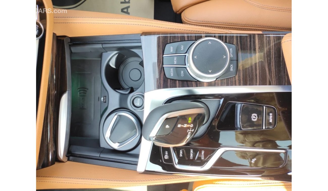 بي أم دبليو 530i لاكجري M سبورت باكج