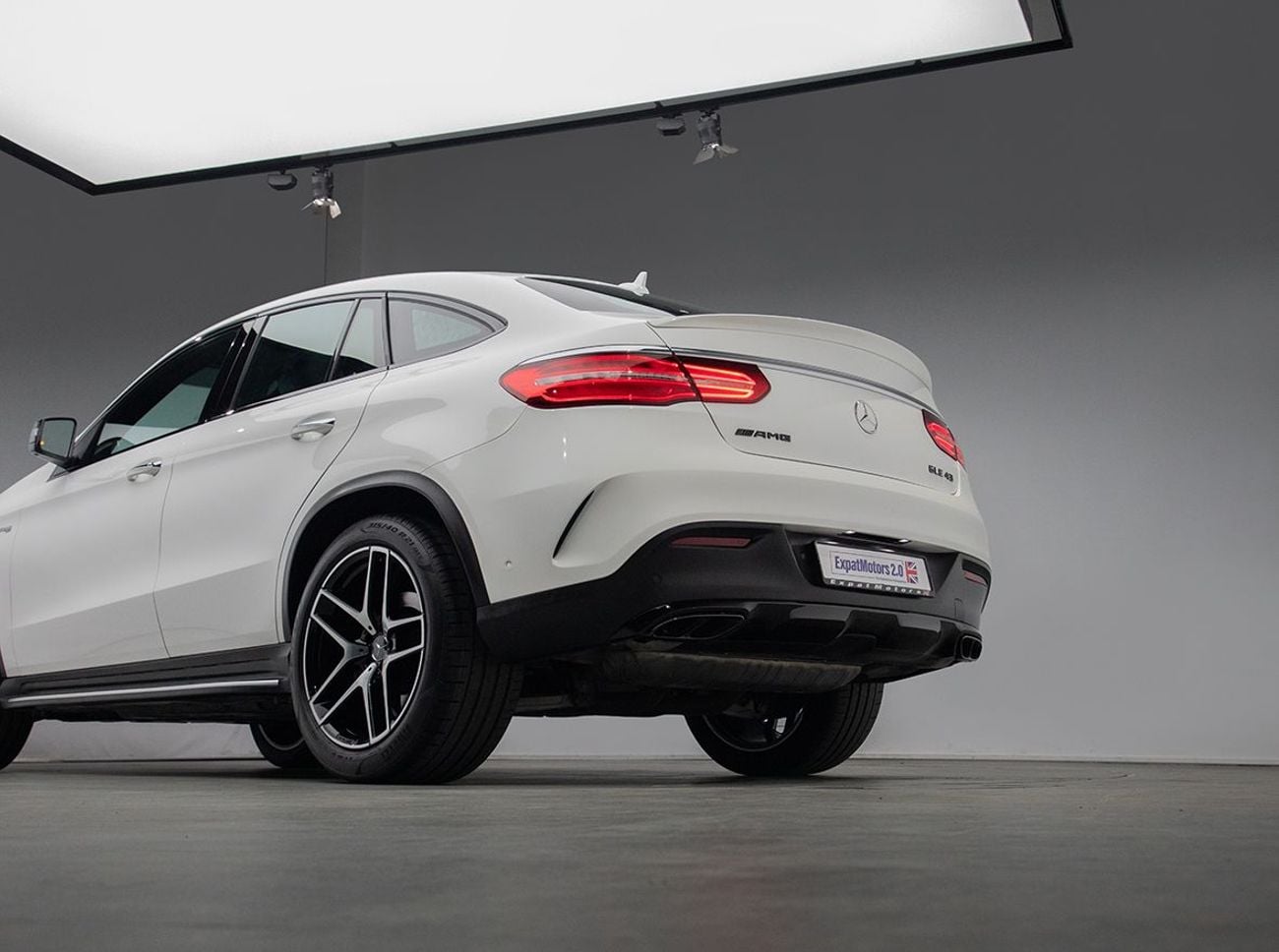 مرسيدس بنز GLE 43 AMG ستاندارد