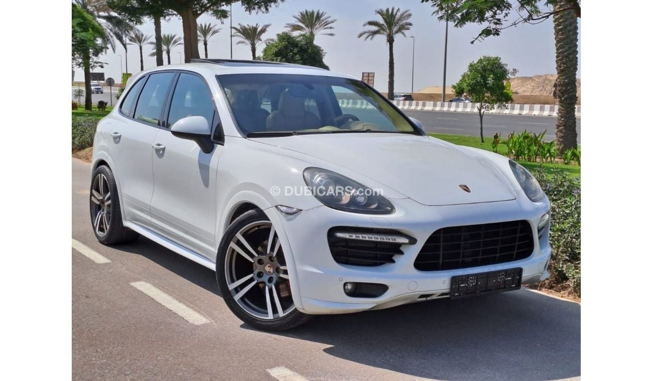 Porsche Cayenne 2013 GCC ACCIDENT FREE