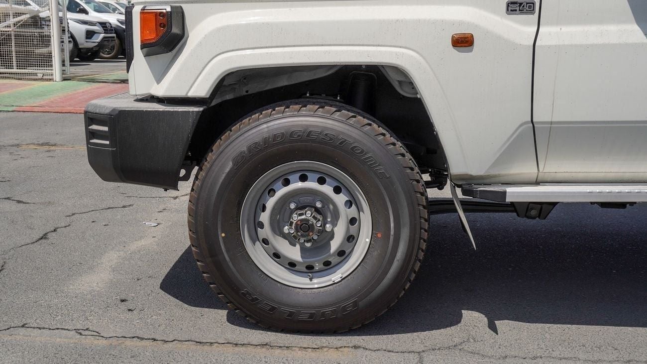 تويوتا لاند كروزر بيك آب TOYOTA LC79 , 2.8L Diesel Double Cabin M/T 2025 MODEL