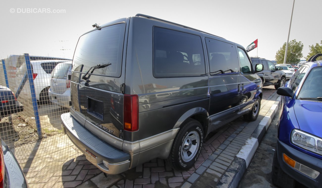 Chevrolet Astro LS