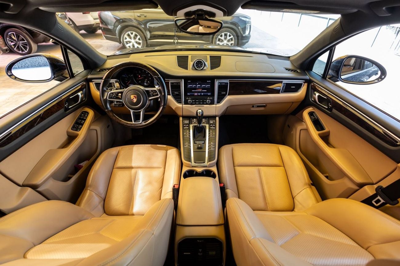 Porsche Macan Std 2.0L (252 HP) 2018 Porsche Macan GCC | Warranty