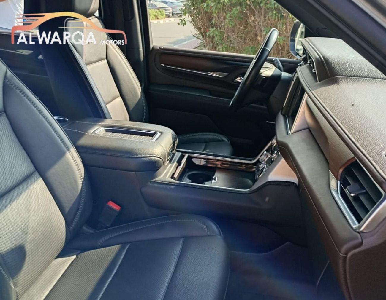 جي أم سي يوكون XL Denali 6.2L (7 Seater)